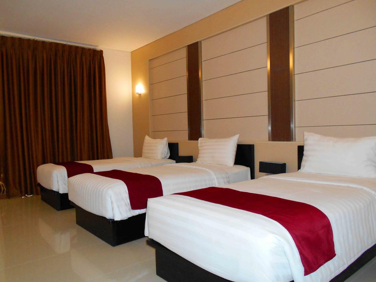 Zuri Resort Cipanas Пунсак Екстериор снимка