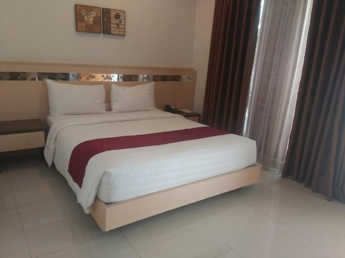 Zuri Resort Cipanas Пунсак Екстериор снимка